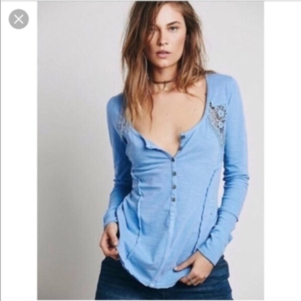 Free People Light Blue Crochet Long Sleeve B20